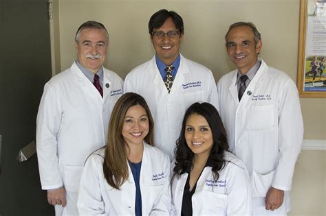 FAMILY CARE SPECIALISTS .
